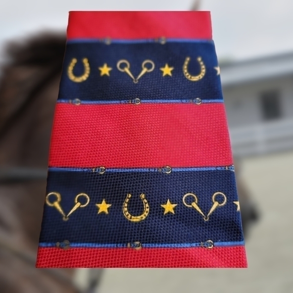 VINTAGE Tommy Hilfiger Men's Horse Shoe Equestrian Show 100% Silk Necktie - Picture 3 of 7